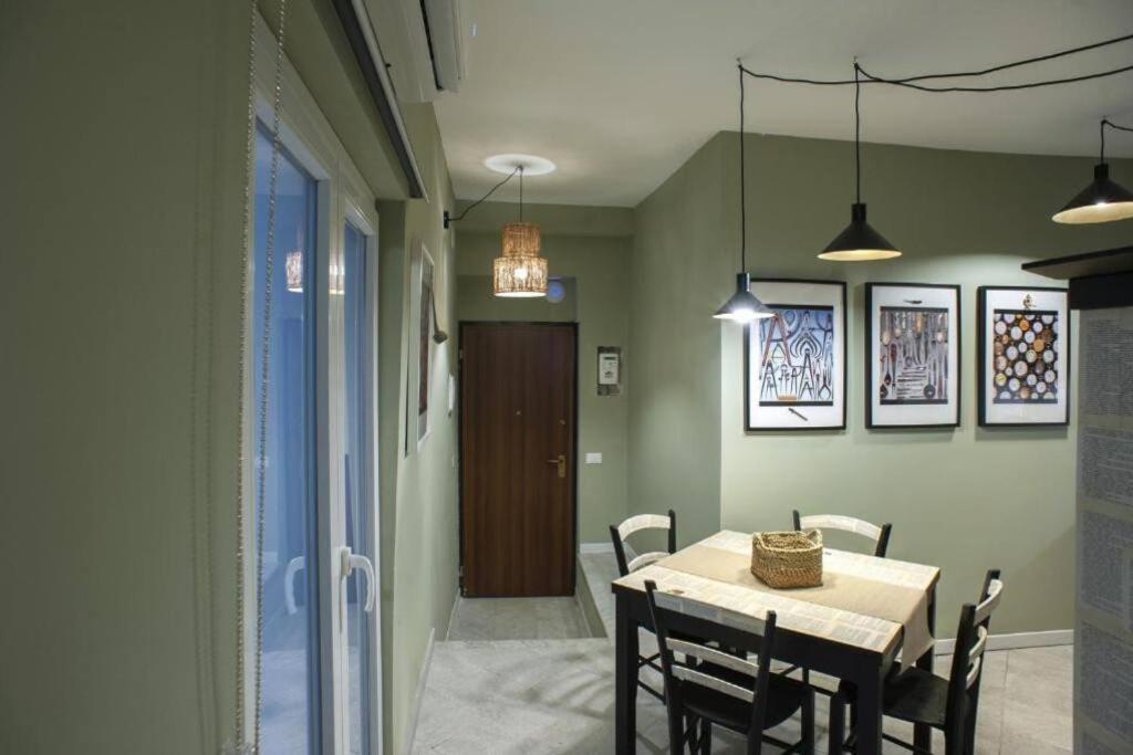 Central, Family-Friendly, Washing Machine, 200M To Aquarium And Metro, 300 Mbps Internet Genoa Luaran gambar